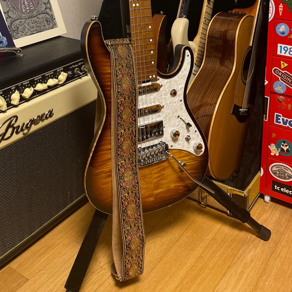 Hippie style guitar strap model Brown Royal - Pardo Guitar Straps