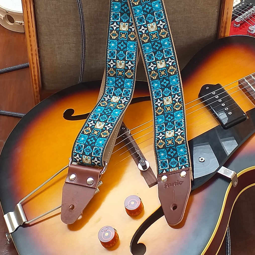 70 inch Hendrix Pardo guitar strap Blue Woodstock