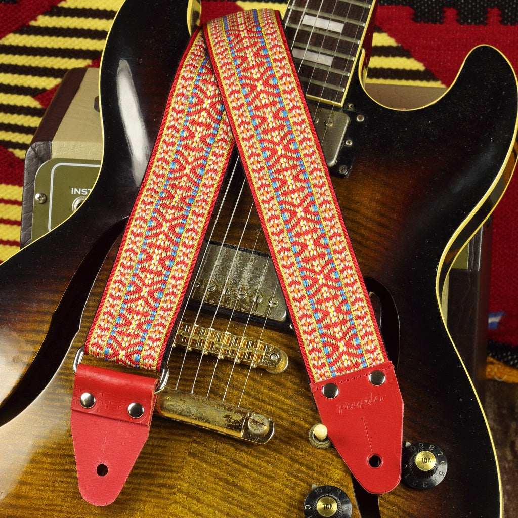 Best guitar straps hootenanny red