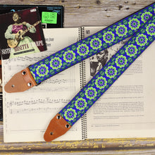 Blue - Geen Harmony guitar strap Flowers