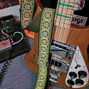 Model Green Moss, Hippie guitar strap with floral pattern