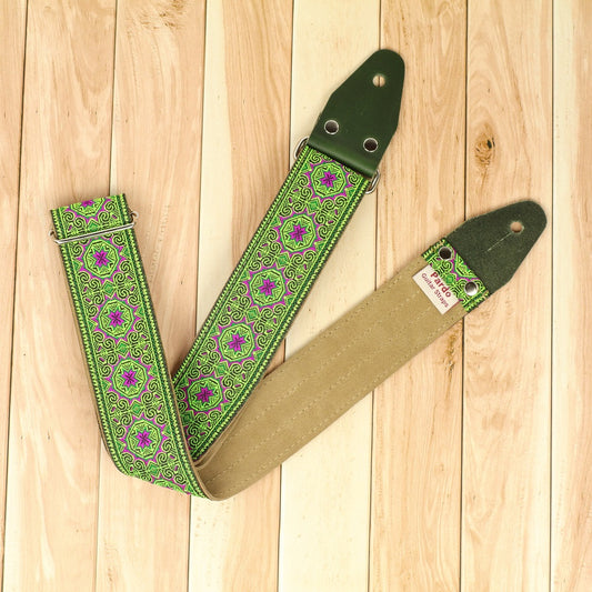 Green wave Pardo guitar strap with backing suede