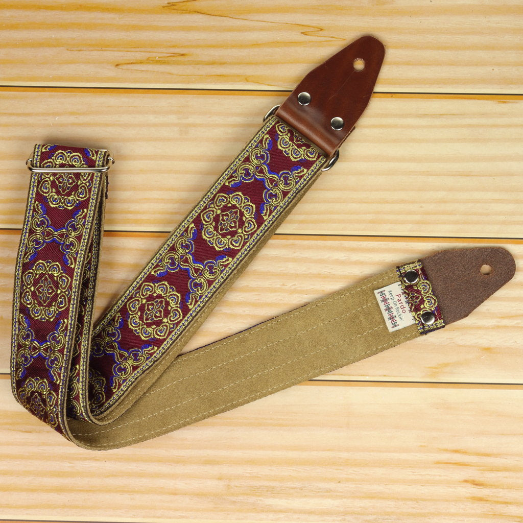Pardo Native guitar strap with backing clear brown suede