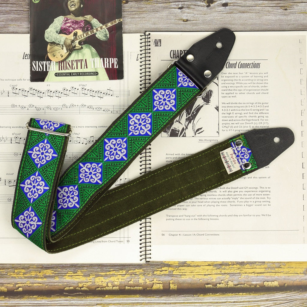 Pardo strap model Green Cross