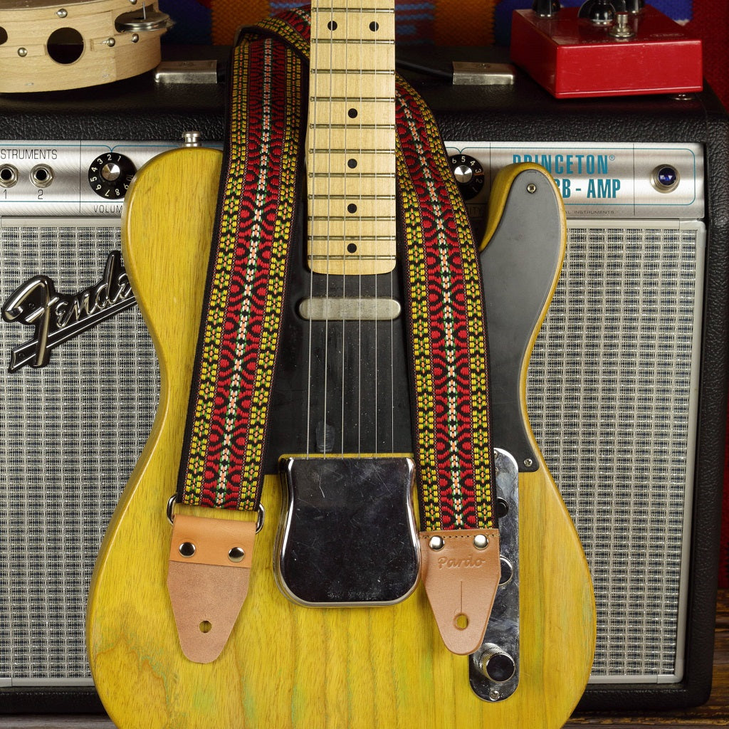 Premium Hootennany Pardo guitar strap