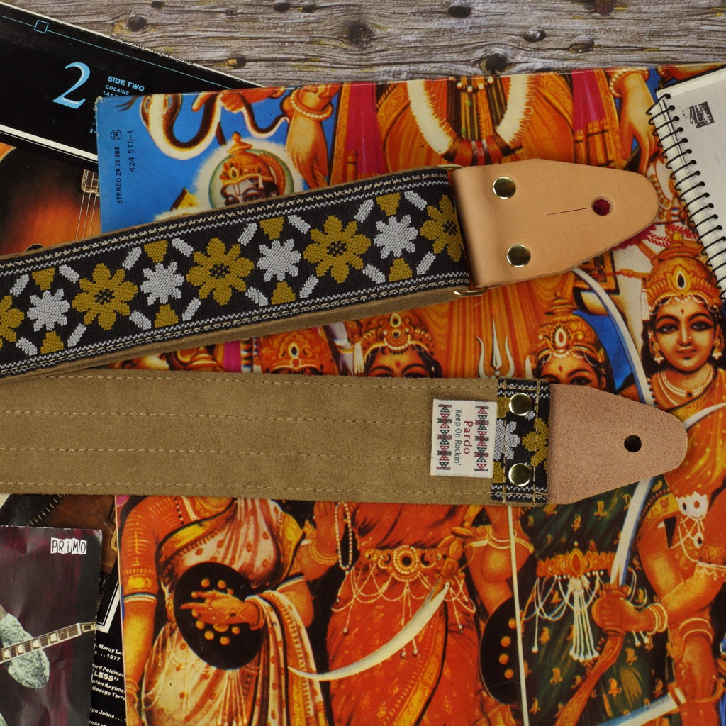 Rooftop John Lennon guitar strap with backing suede