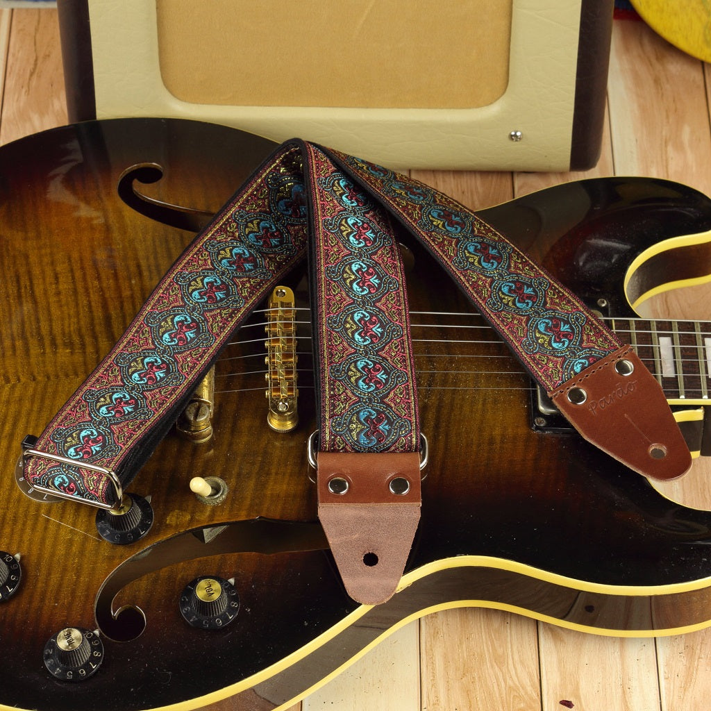 Vintage guitar strap model Pilgrim retro pattern
