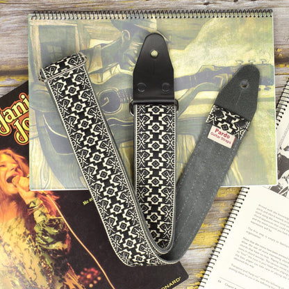 Embroidered guitar strap black and white