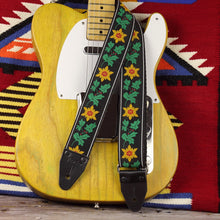Guitar strap with floral pattern model Duskgarden, with a Tele 52