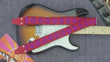 electric guitar strap with floral pattern model Lily - Pardo Gitar Sraps