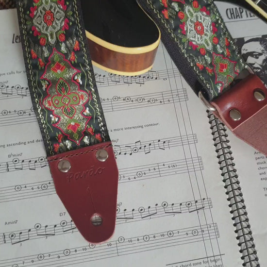 Vintage guitar strap hippie model Red Fly - Pardo Guitar Straps