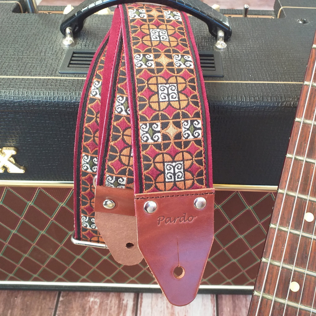 Wide native guitar strap embroidered hippie pattern Pardo Straps model Moixeró